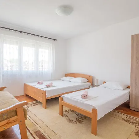 Apartment Karamach